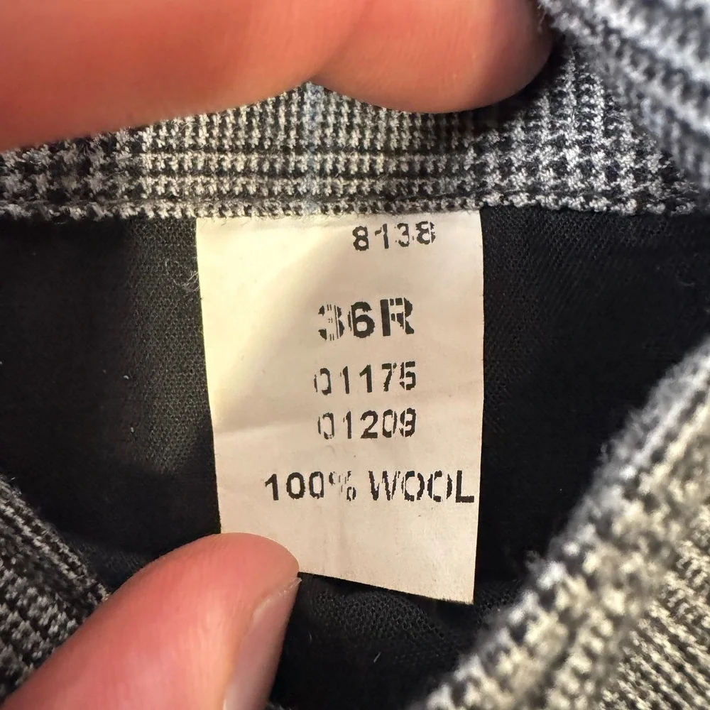 Jos A Bank Executive Collection 100% Wool Pleated Pants Grey Plaid 36R